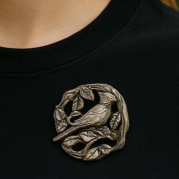 Vintage Birds & Blooms 1999 Limited Edition Cardinal Brooch Silver Tone - Picture 1 of 5